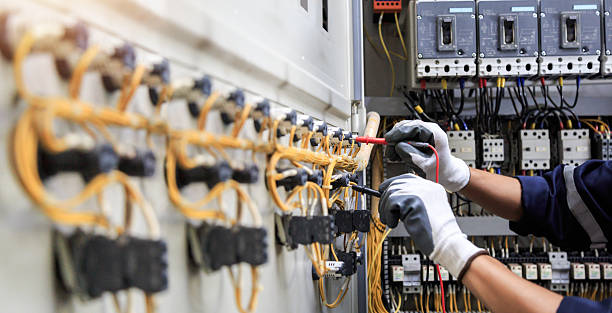 Professional Electrician technician working in Lincoln City, OR